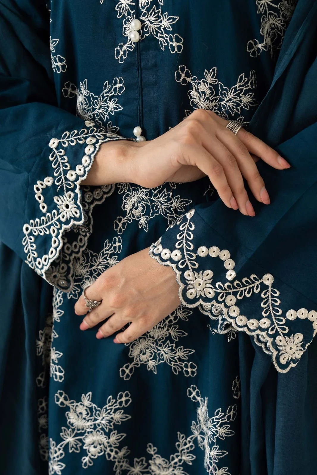 Shiffly embroidery fabric